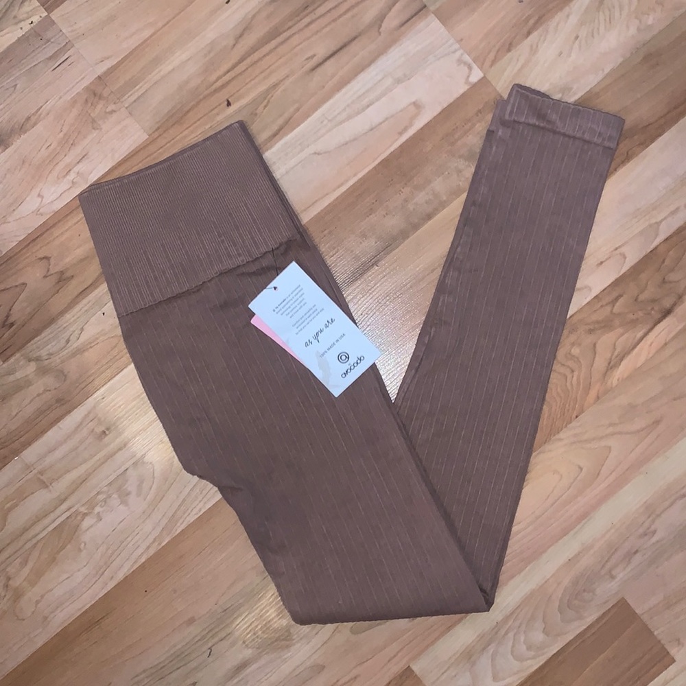 Avocado | Seamless Leggings Size Small/Medium - Picture 2 of 4